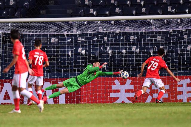 半岛体育官网-【深度专题】亚冠戳破中国足球青训的“牛皮”！